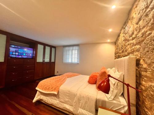 Cama o camas de una habitación en Luxury Oasis in the Old Town of Panama