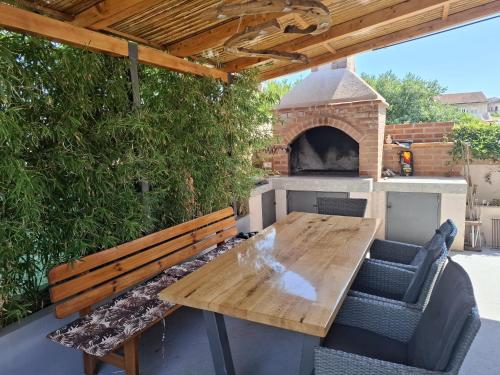 Calypso - newly equiped, with separate entrance and parking