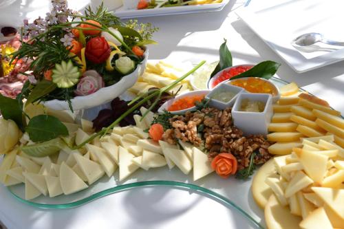 Еда / где поесть недалеко от отеля