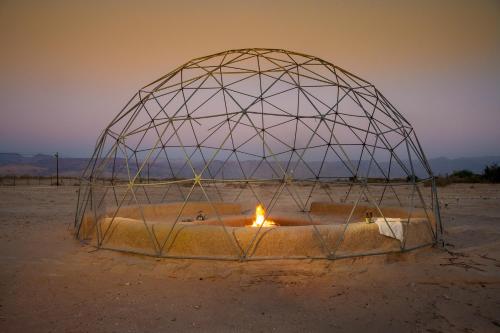 Gambar di galeri bagi Lotan Desert Travel Hotel di Kibbutz Lotan