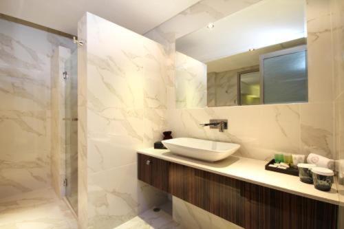 Gallery image of Hotel SAROS SUITES Near Delhi AIRPORT By GROSS GROUP in New Delhi
