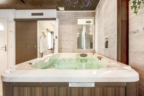 Love room 