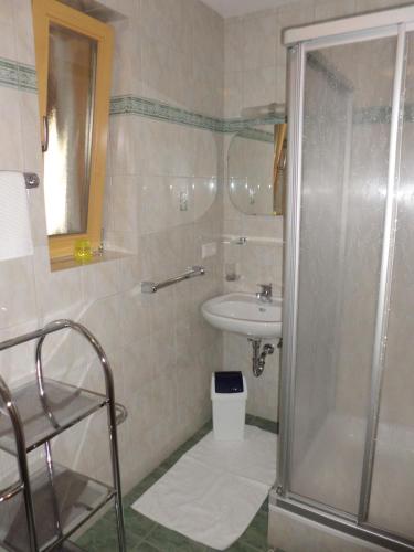 Ένα μπάνιο στο Appartement Thanei