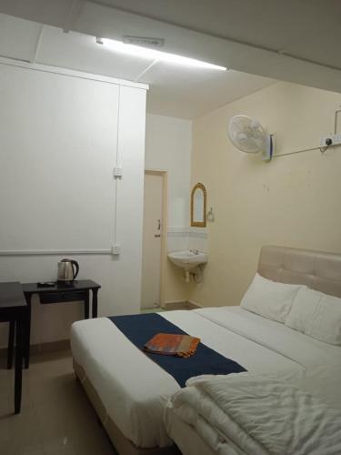 Katil atau katil-katil dalam bilik di Cool view budget hotel