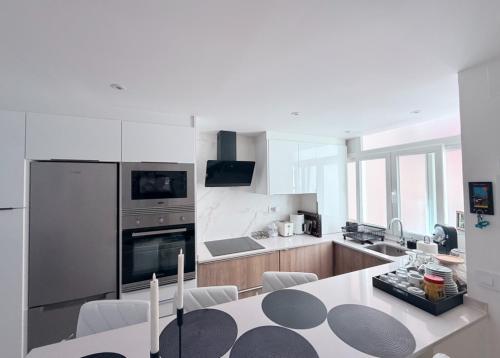 FANTASTIC APARTMENT, NEWLY RENOVATED