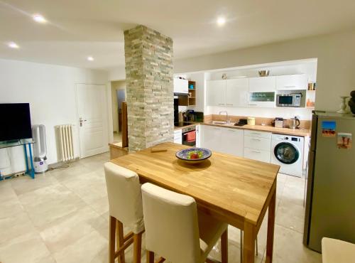 Au cœur du Vieux Nice, 2 chambres au calme, grand appartement
