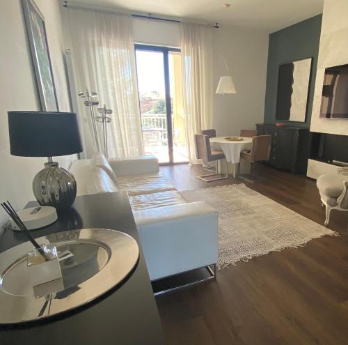 Posezení v ubytování 57 Design - Settimo Milanese, 2 camere da letto e 2 bagni