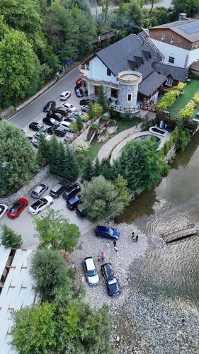 Gallery image of Hotel - Resort Vellezerit Doka in Klos