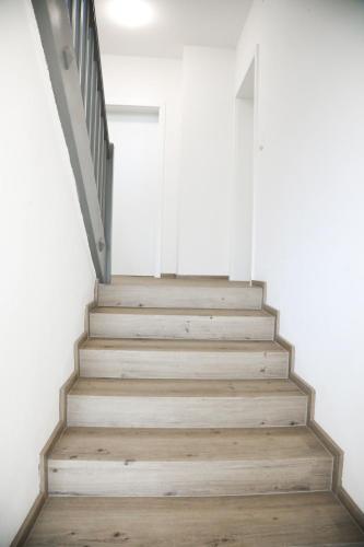 Φωτογραφία από το άλμπουμ του Suite 13 Natur grün mit 2 Zimmer σε Neunburg vorm Wald