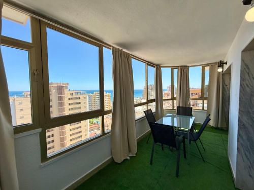 Poseidon Sea Views & Pool Apartment