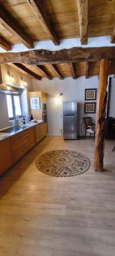 Кухня или мини-кухня в Casa Rural Casona Camino Pedraza - 4 Estrellas

