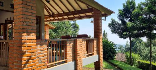 Μπαλκόνι ή βεράντα στο Villa Teras Makati 4BR near Curug Nangka