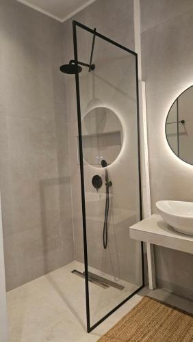 Bilik mandi di OASIS Central 007