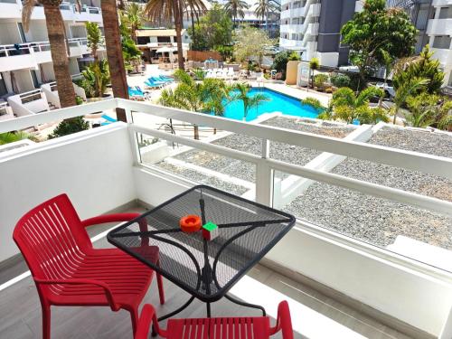 RUBIK's studio, lovely Las Americas