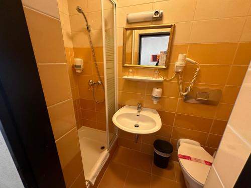 Un baño de Magnus Klause
