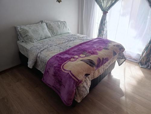 Ένα ή περισσότερα κρεβάτια σε δωμάτιο στο FRANS GUEST house