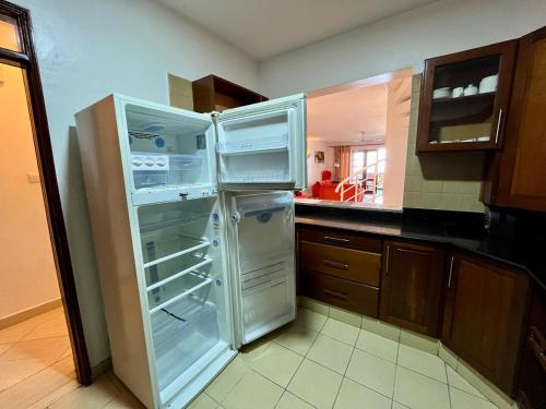 Gambar di galeri bagi Pwani Breeze Apartments di Mombasa