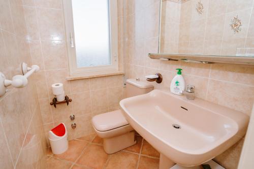 Un baño de Villa Don Pè