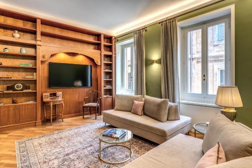 Trevi Central Suite