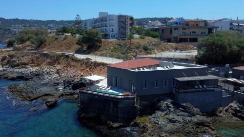 Kormoranos-Hydrobates Waterfront Villa