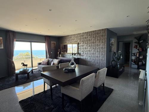 Condominio encantador, com piscina e vista mar - Ocean View Apartment
