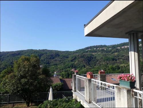 Nespecifikovaný výhled na hory nebo výhled na hory při pohledu z apartmánu