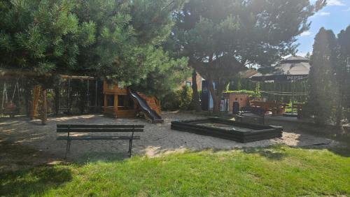 Zahrada ubytování Wyspa Kampinos