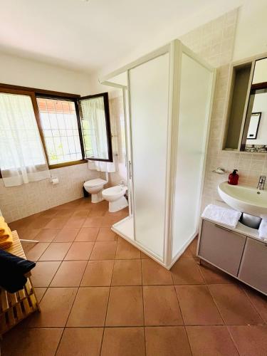 Ένα μπάνιο στο Casa Lazzarini b&b