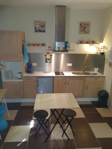 Studio climatisé intramuros