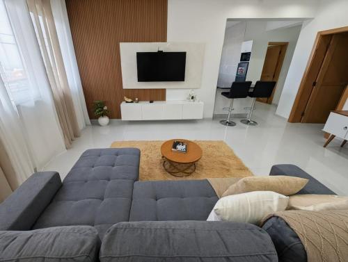 Modern and Stylish 1BR Apt - Cidadela - Ground Floor