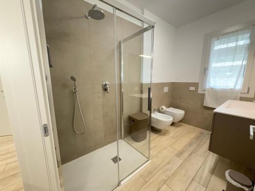 Koupelna v ubytování 2 Min Walk Chorus Life, with 2 Bedrooms and 2 Bath