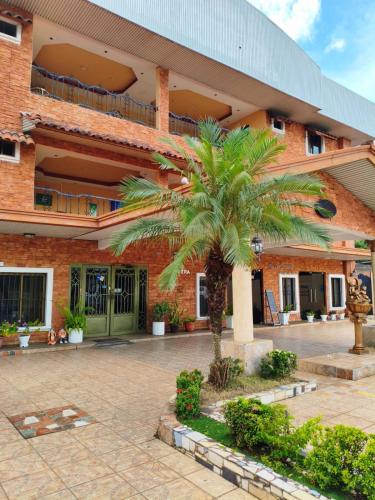 O edifício em que o hotel se localiza
