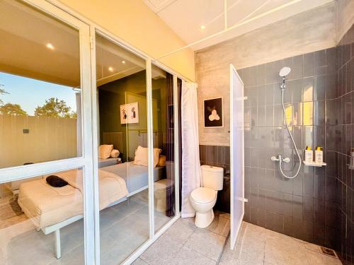 Koupelna v ubytování Locus Coliving