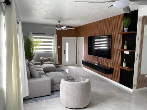 Joy Estate Villa Portmore