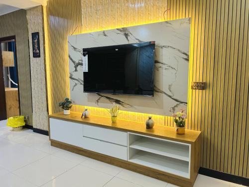 Μια τηλεόραση ή/και κέντρο ψυχαγωγίας στο Crown Inn