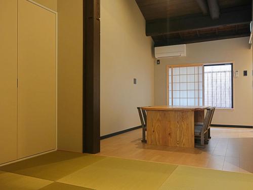 Gambar di galeri bagi 京一軒町家 染 SEN 五条一貫町 Gojo-Ikkannmachi di Kyoto