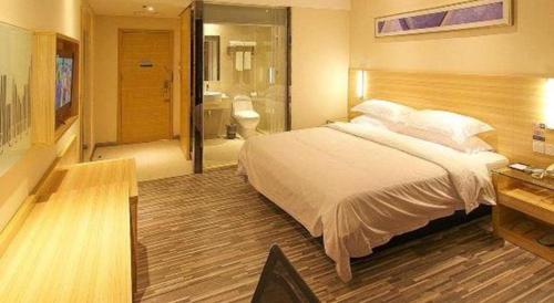 Letto o letti in una camera di City Comfort Inn Hotel Guilin Hongling Road