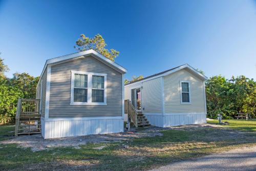 Ramblers Rest Park Model 2 – Photos 2