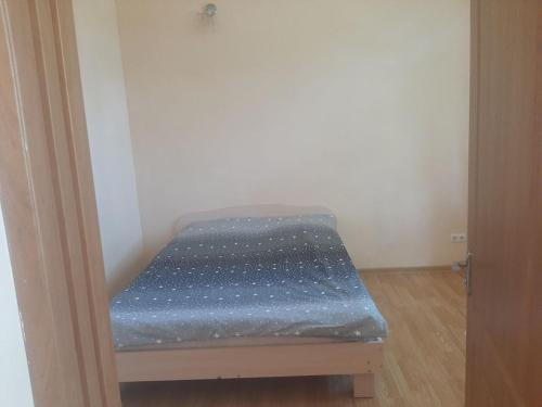 Postel nebo postele na pokoji v ubytování Котедж 2поверхи 140кв