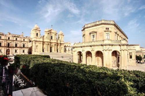 Galeriebild der Unterkunft Pepè Concetta e la movida in Noto