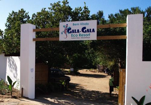 a sign for a villa called calilla for resort at Gala Gala Eco Resort in Ponta do Ouro