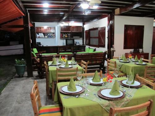 Ресторан / где поесть в The Wooden House Hotel