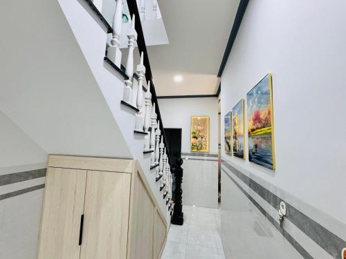 TV a/nebo společenská místnost v ubytování Homestay Xóm Biển Garden