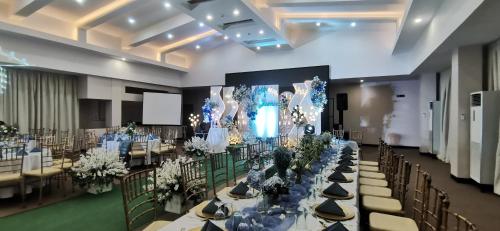 Gambar di galeri bagi Belvilla Cozy Stays Near Airport Formerly Boss Hotel di Angeles