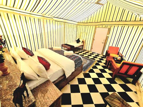 Фотография из галереи Desert Glory Resort в городе Sām