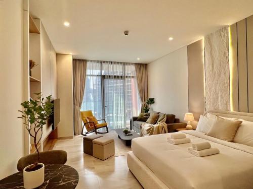 DAYF-PENZOR Upgraded Studio for 4 with Full Burj View