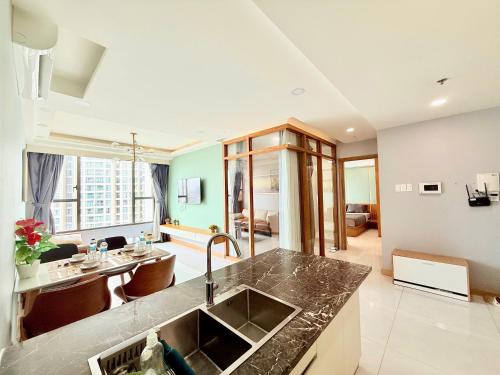Ένα ή περισσότερα κρεβάτια σε δωμάτιο στο Saigon CBD Apartment - Infinity Pool