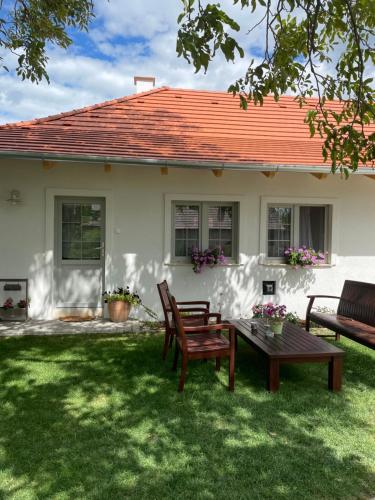 Vendégház a diófához