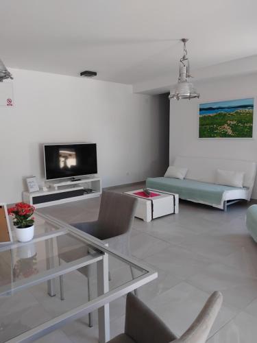 Apartment Crikvenica mit Terrasse