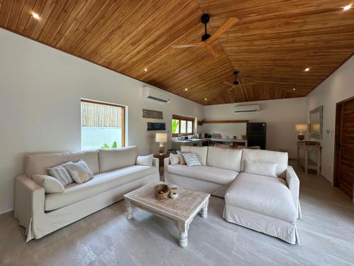 Gallery image of Villa Samar - Near to the Beach - Maenam in Ban Mae Nam